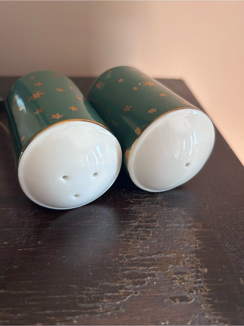 Galaxy by Sakura gold & green star print fine porcelain salt and pepper shakers - Picture 2 of 4